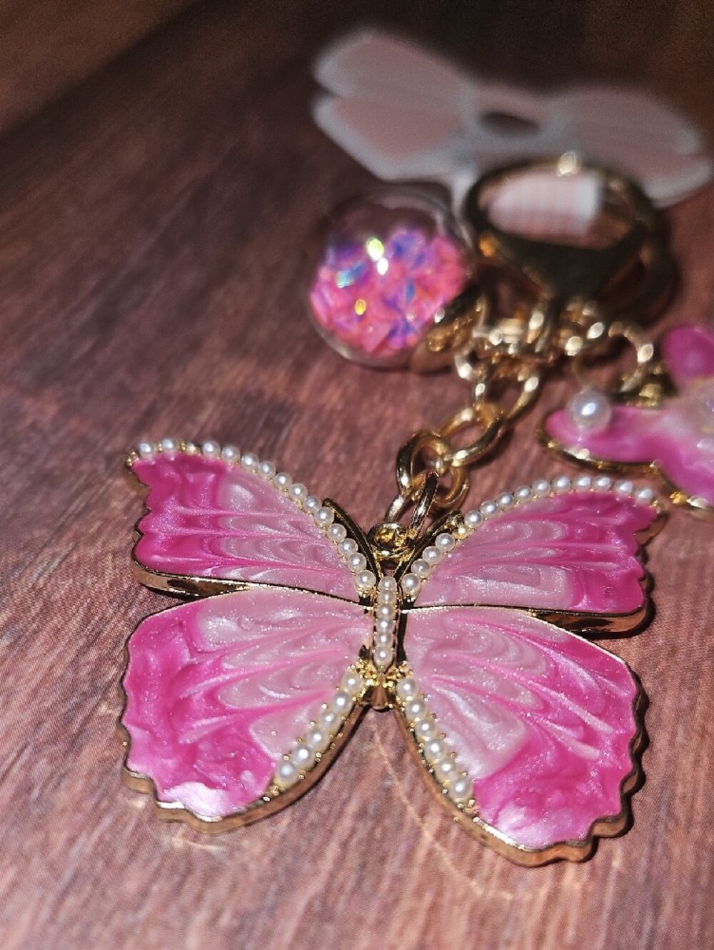 Butterfly Keychains New - Picture 5 of 5